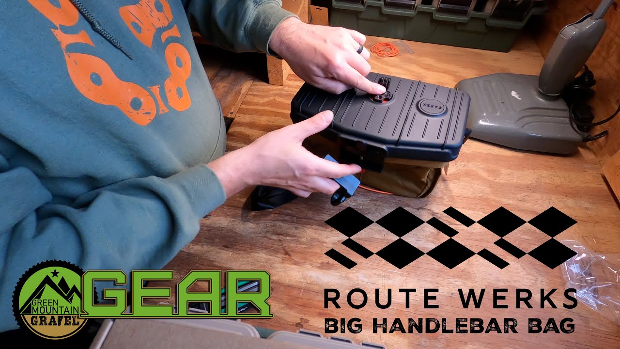 Route Werks - the Big Handlebar Bag - unboxing & assembly - YouTube