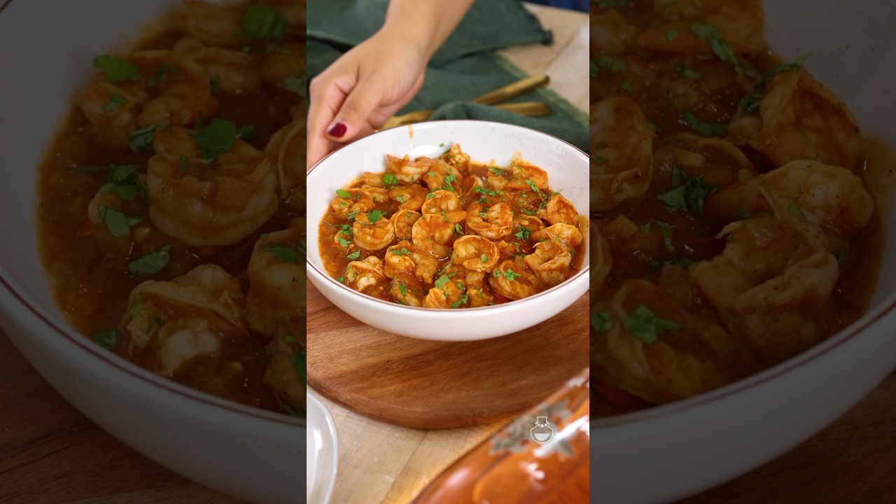 Cuban Style Camarones a la Criolla - Shrimp in a Red Spanish Sauce!