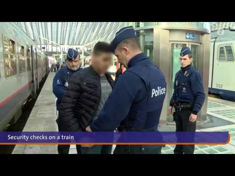No Comment : Security checks on a train