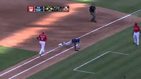 2010/10/09 Pena saves the play