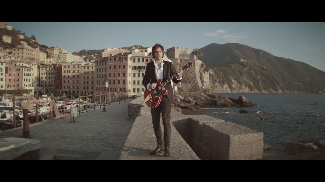 Ode to Coffee (backstage)