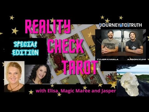 ASKING TAROT CARDS ABOUT THE SECRET SPACE PROGRAM 🛸 | A MUST SEE!