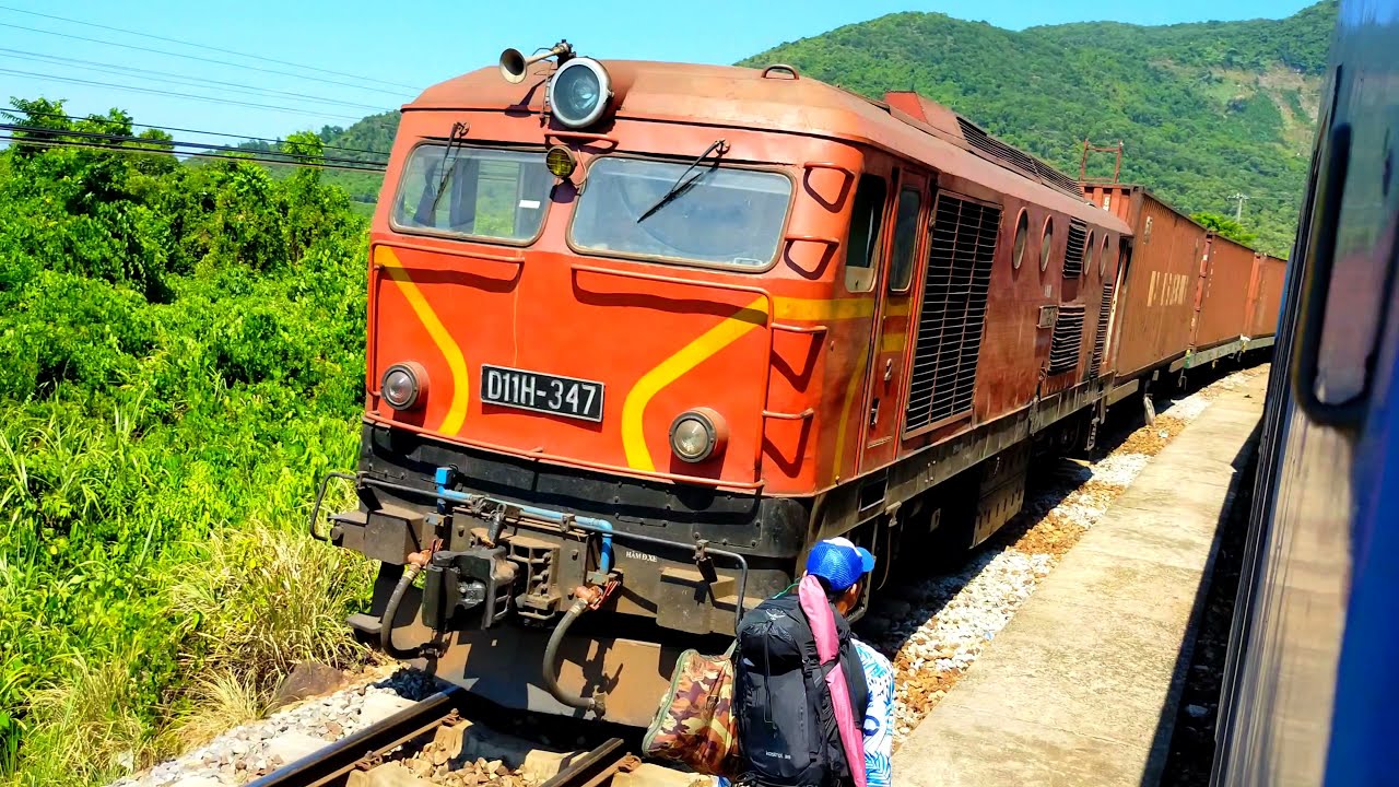 ga đà nẵng New 2022 Hành Trình Tàu Khách SE4 Rời Ga Đà Nẵng, Qua Đèo Hải Vân Gặp D20E-012 Kéo Tàu Hàng SBN1 Kép D11H-347