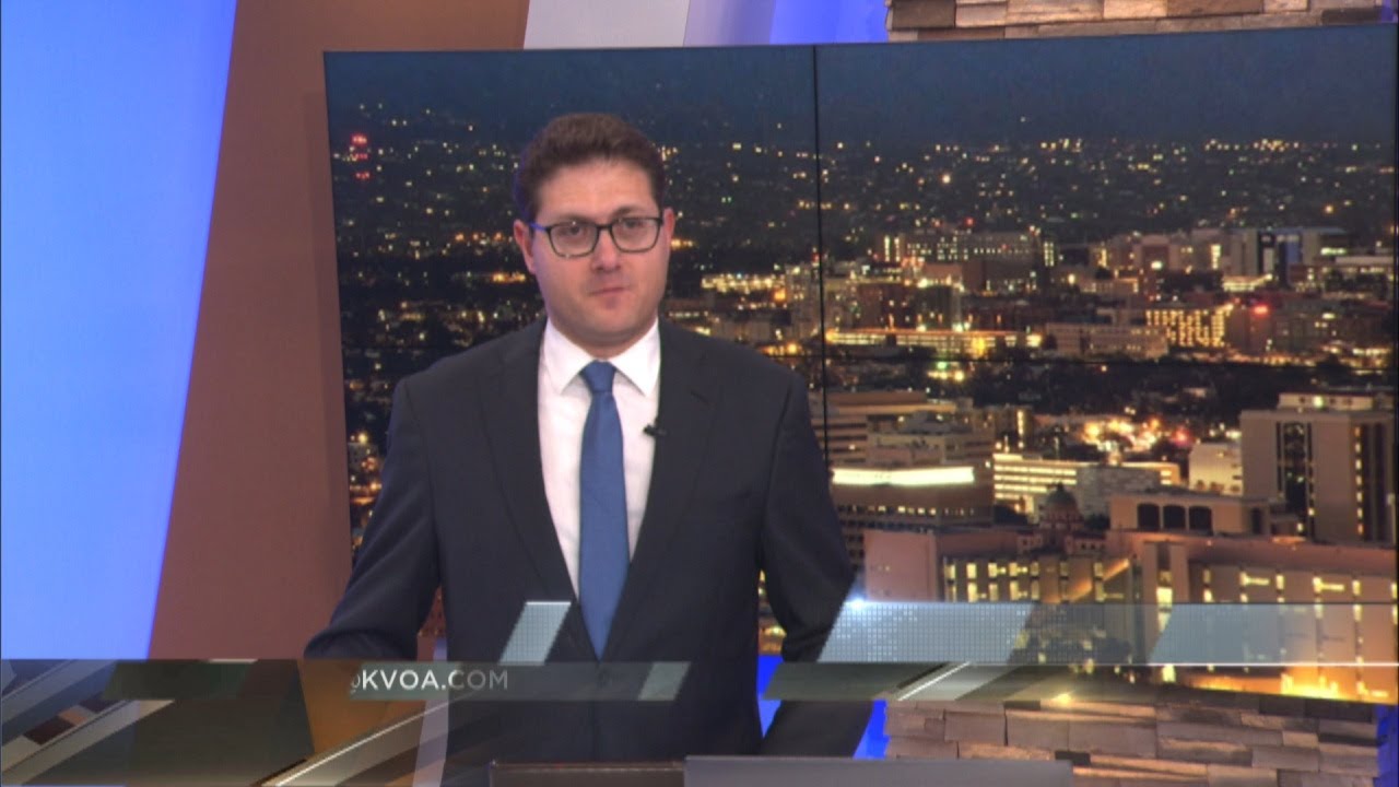 Tucsonans gather for the annual Beyond Hike