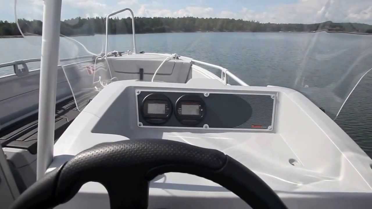 Fiskars Buster X boat - Yamaha F70