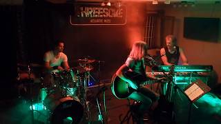 Wanna Be Loved by Dan Lucas - Acoustic Version