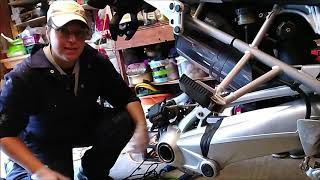 Final drive seal replacement, FD Oil change, Spline grease. BMW R1200 Series between 2004 - 2012