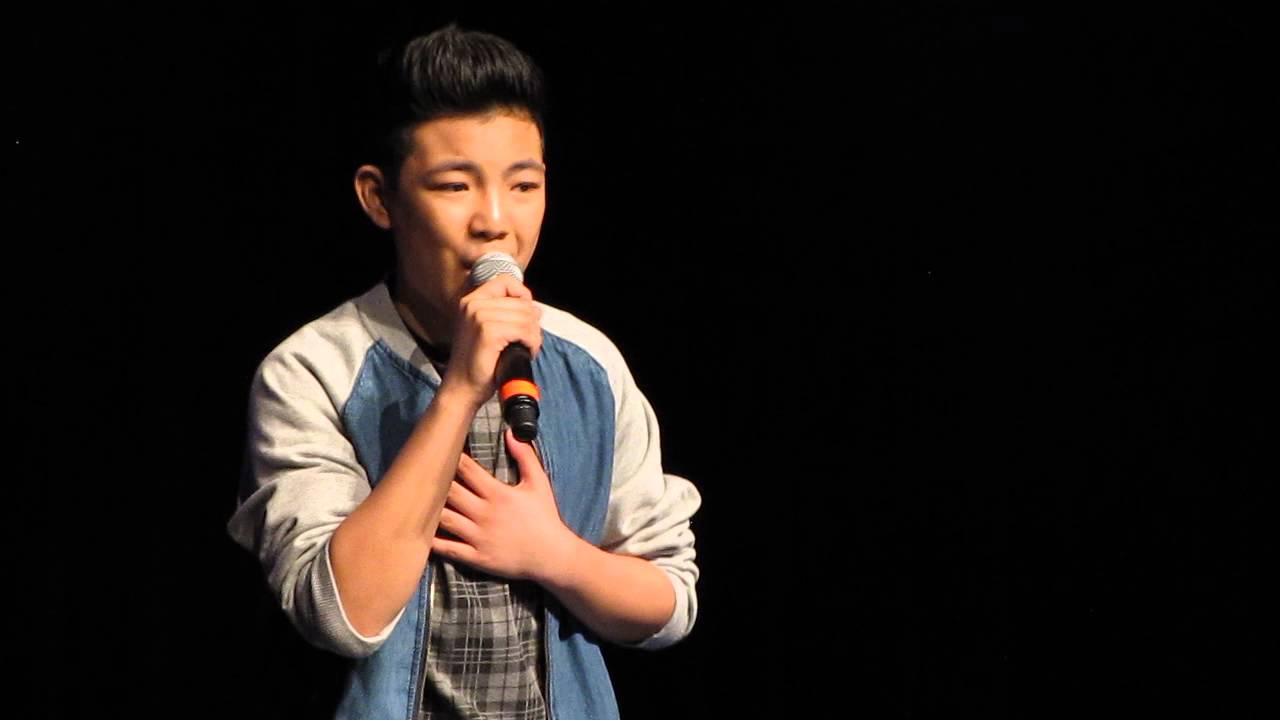 Darren Espanto singing 
