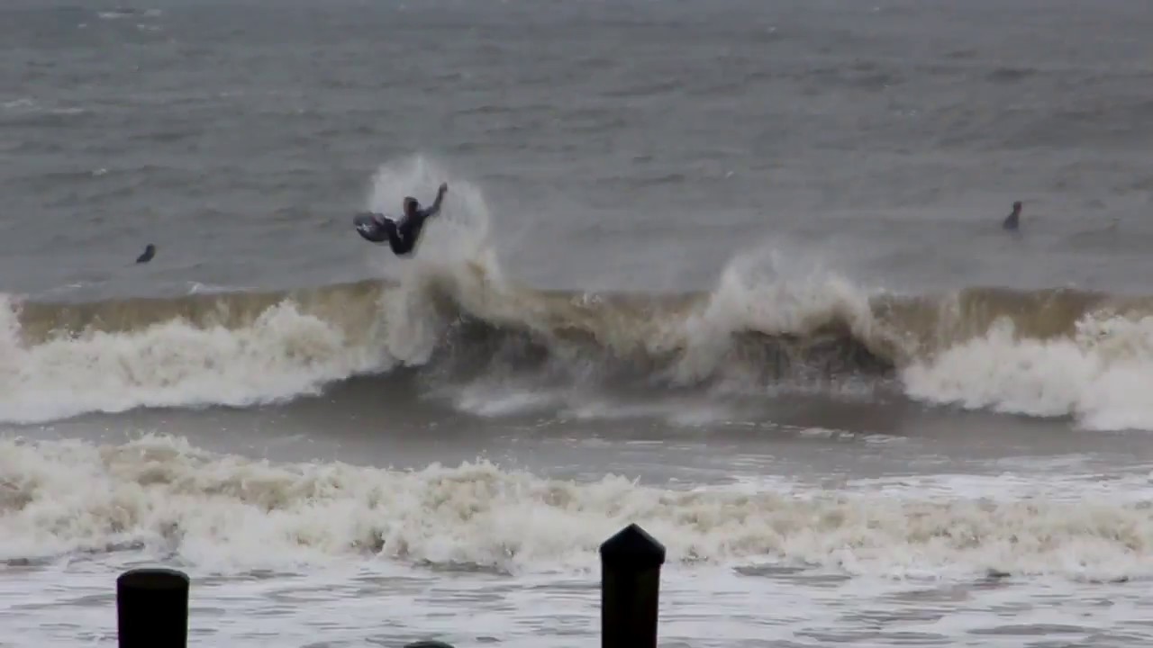 Mayport and Hannah Park Poles SURFING, Florida: Swell from Dec. 14th