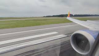 Southwest Airlines Boeing 737-MAX8 landing in Baltimore
