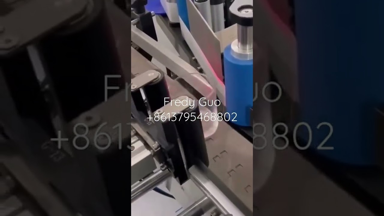 Conical shape jar labeling machine