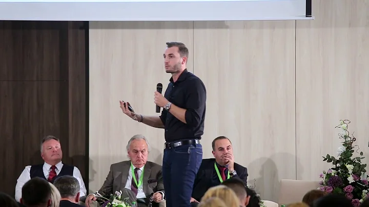 Josef Kadlec Keynote Speaker la Conferina Great Pe...