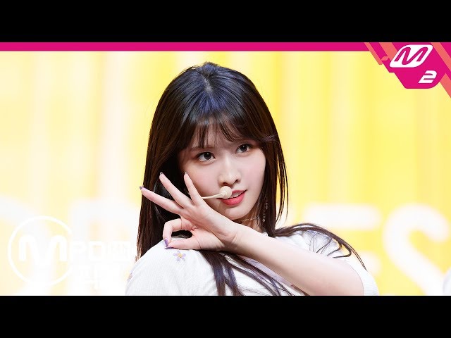 MPD직캠] 트와이스 모모 직캠 'YES or YES' (TWICE MOMO FanCam