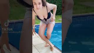Nurseli̇ Aksoy Bi̇ki̇ni̇