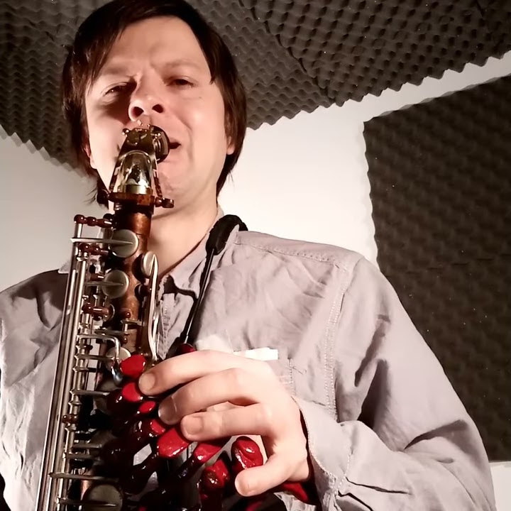 Lowest ever note on saxophone. Low E (below bottom B♭). Alto can play