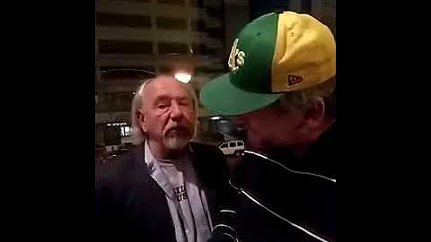 Kurt Gillespie interviews Will Durst