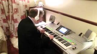 Lara"s  Theme  from  (Dr  Zhivago)   played on  Yamaha  Tyros 3 chords