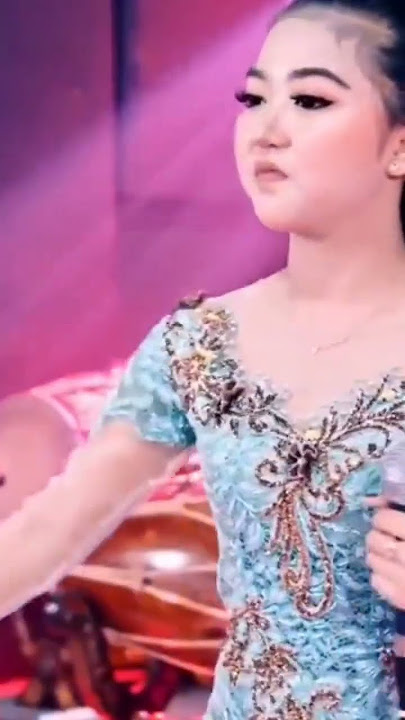 Sinden cantik viral lala atila | campur sari sragenan #campursari #sragenan #shorts