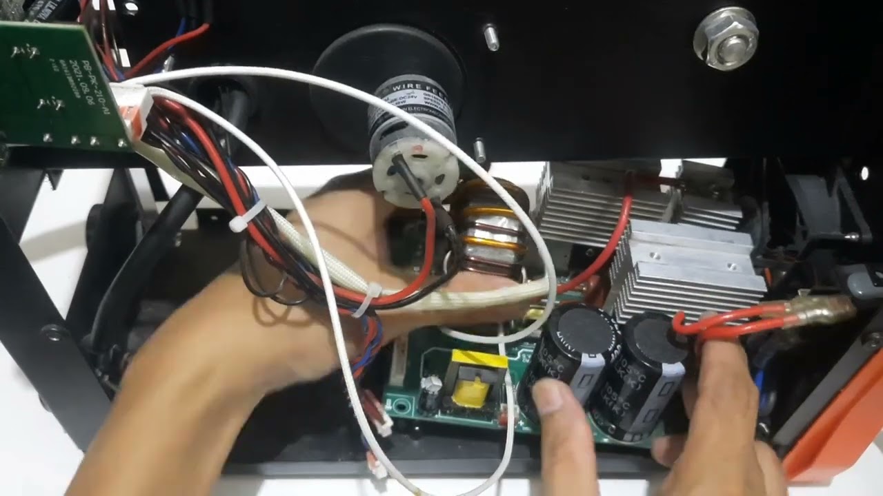 Kawasaki MTM300A Mig welding machine No power