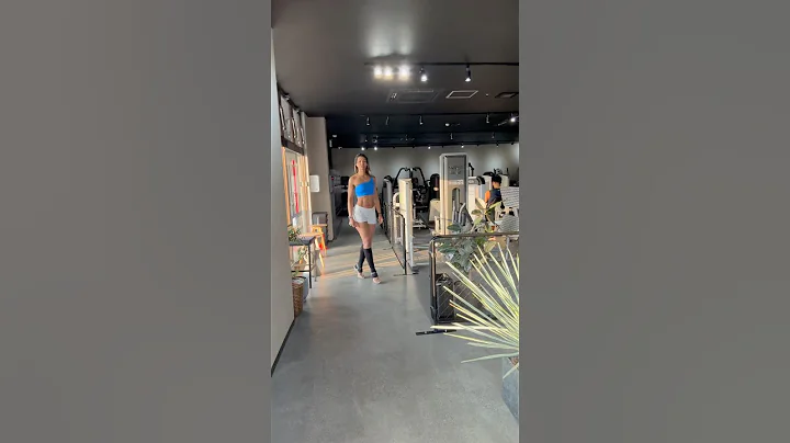 Day 41#world #walking #eumesma #fwj #lululemon #posing