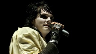 My Chemical Romance - The End\/Dead! (Live from The Black Parade Is Dead!)