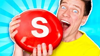 Sourest Giant Candy Challenge DIY! Worlds Biggest Skittles! Learn How To Prank Sour vs Edible Food screenshot 5