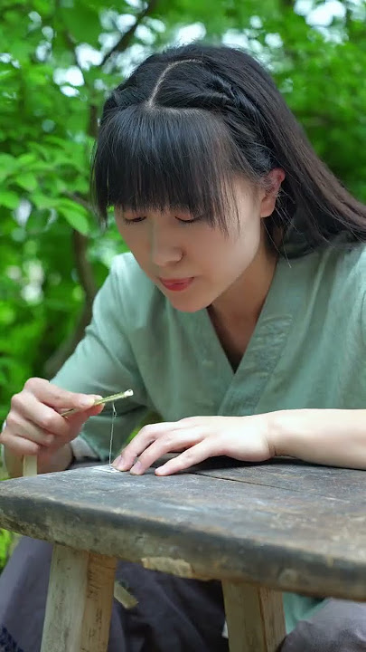 Traditional Chinese Mother-of-Pearl Inlaid Chess – From Lacquer to Carved Shell#handmade #handcraft