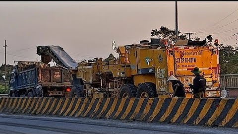 Máy cào bóc mặt nhựa đường asphan.