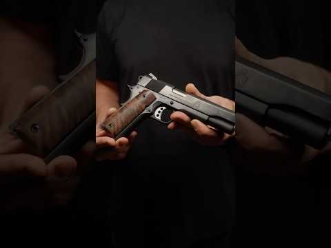 Smooth Walnut 1911 panels that feel as good as they look.