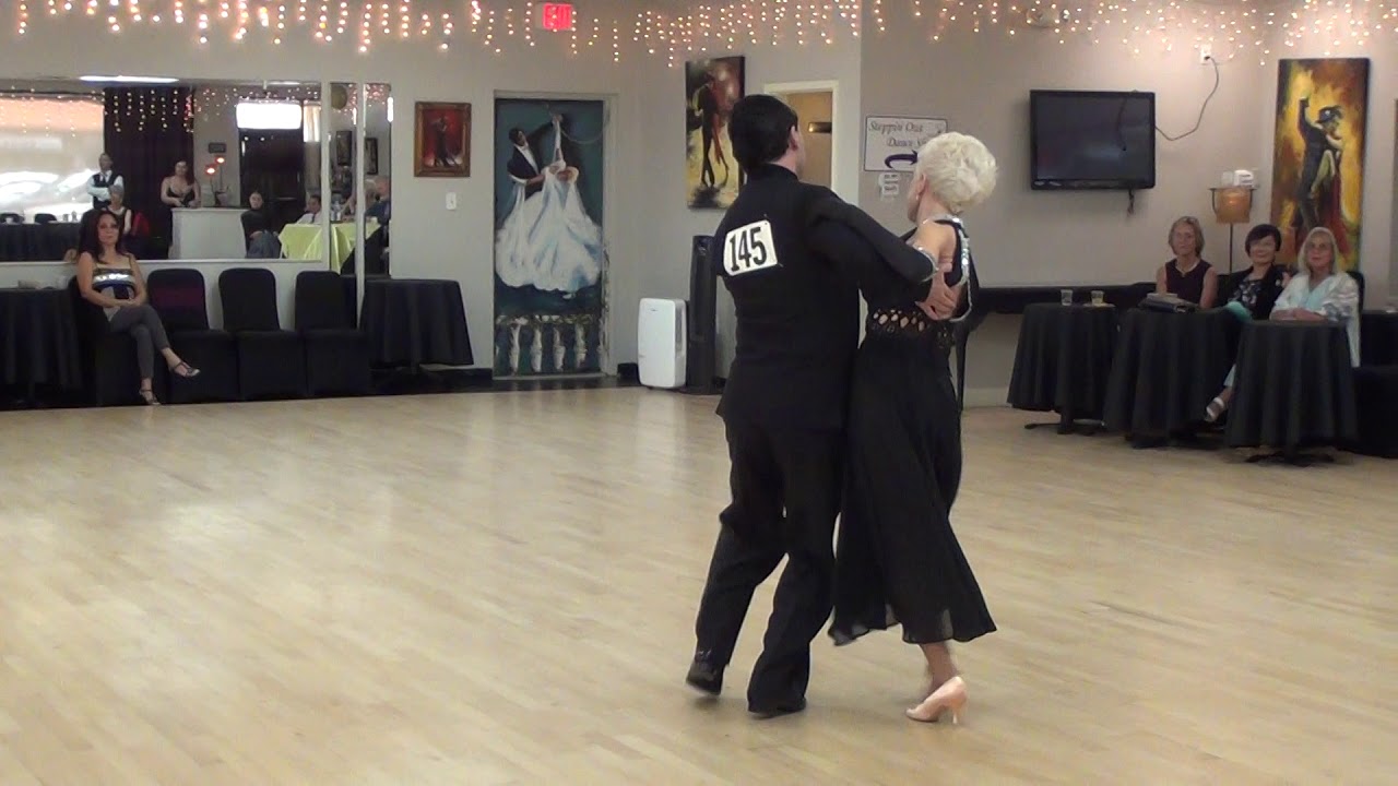 Victoria - Foxtrot Solo