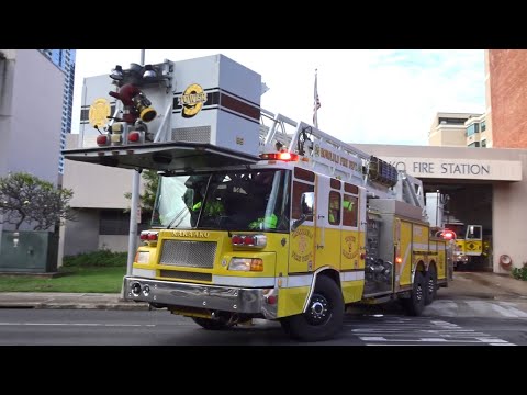 Honolulu Fire Dept. Tower 9 Responding