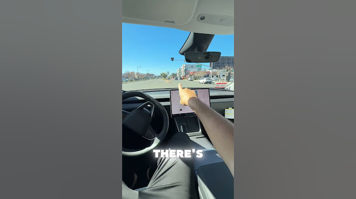 New Tesla model Y handles a U-turn perfectly on full self driving