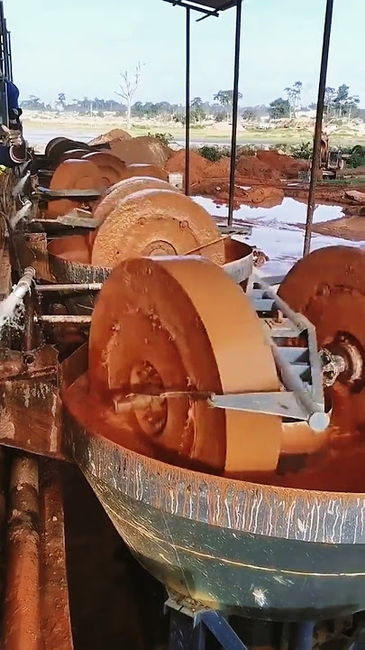 Ores turned into gold bars? It turns out that the process is hzey.#goldmine #goldmines#goldminedept