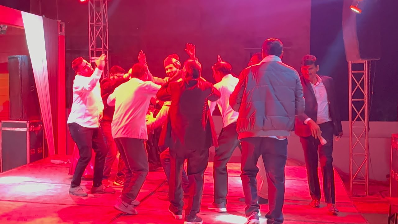 तेजा जी के गाने पर नाचे जाट के छोरे 