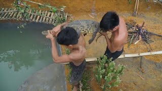 Bangun Kolam Renang Buaya Di Sekitar Rumah Rahasia Bawah Tanah | membangun keterampilan