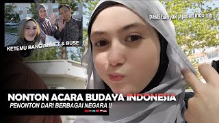 IPEK : SAMPURASUN ! Bawa cewek TURKI IMUT ini nonton tarian daerah | BANYAK JAJNAN BIKIN IPEK NGILER