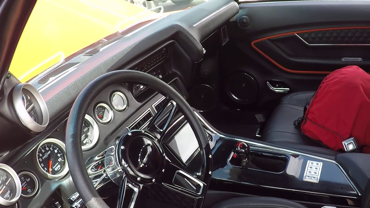 SS Shaun 70' chevelle SS on 20s @ Texas Whip Fest 2019 - YouTube