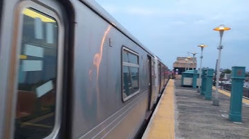 MTA NYC Subway|BMT West End Line|R46 (Q) Express Train Entering and Leaving Bay Parkway