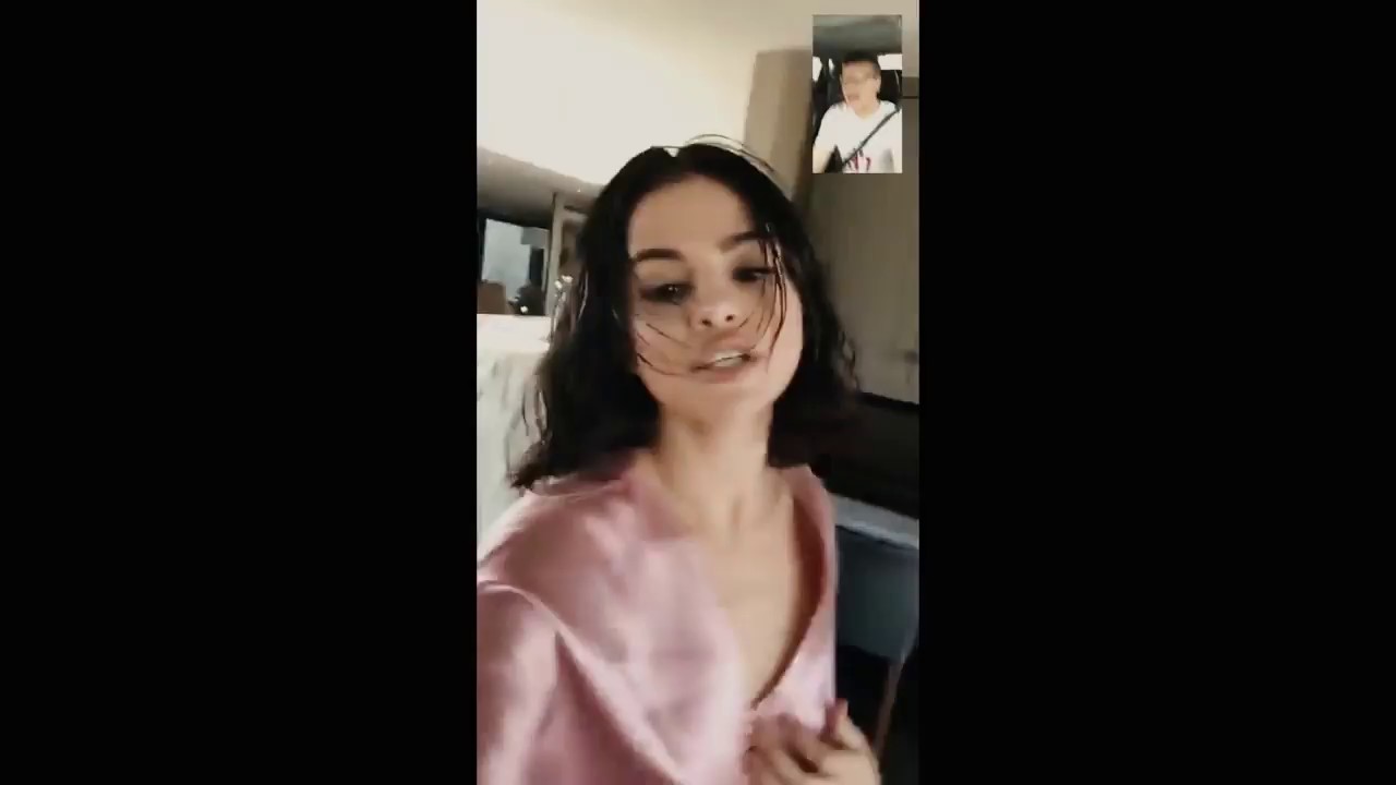 Selena Gomez HOT facetime - YouTube