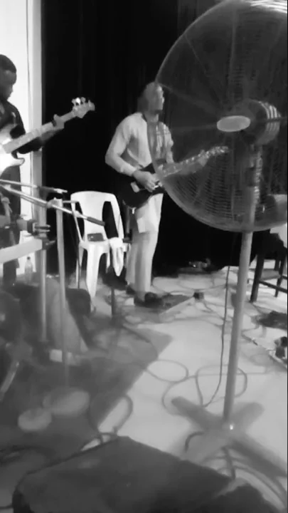 The lead guitarist playing with so much passion as he solos "SO WILL I" by Hillsong!   #viral