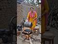 देखिए देसी जुगाड़ रोटी बनाने का🤣🤣#viral #wedding #dance #lifeisbutadream #love #anitaji # अनीता देवी