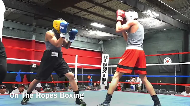 Keith Saunders Red Corner vs Antoine Holmes Blue C...