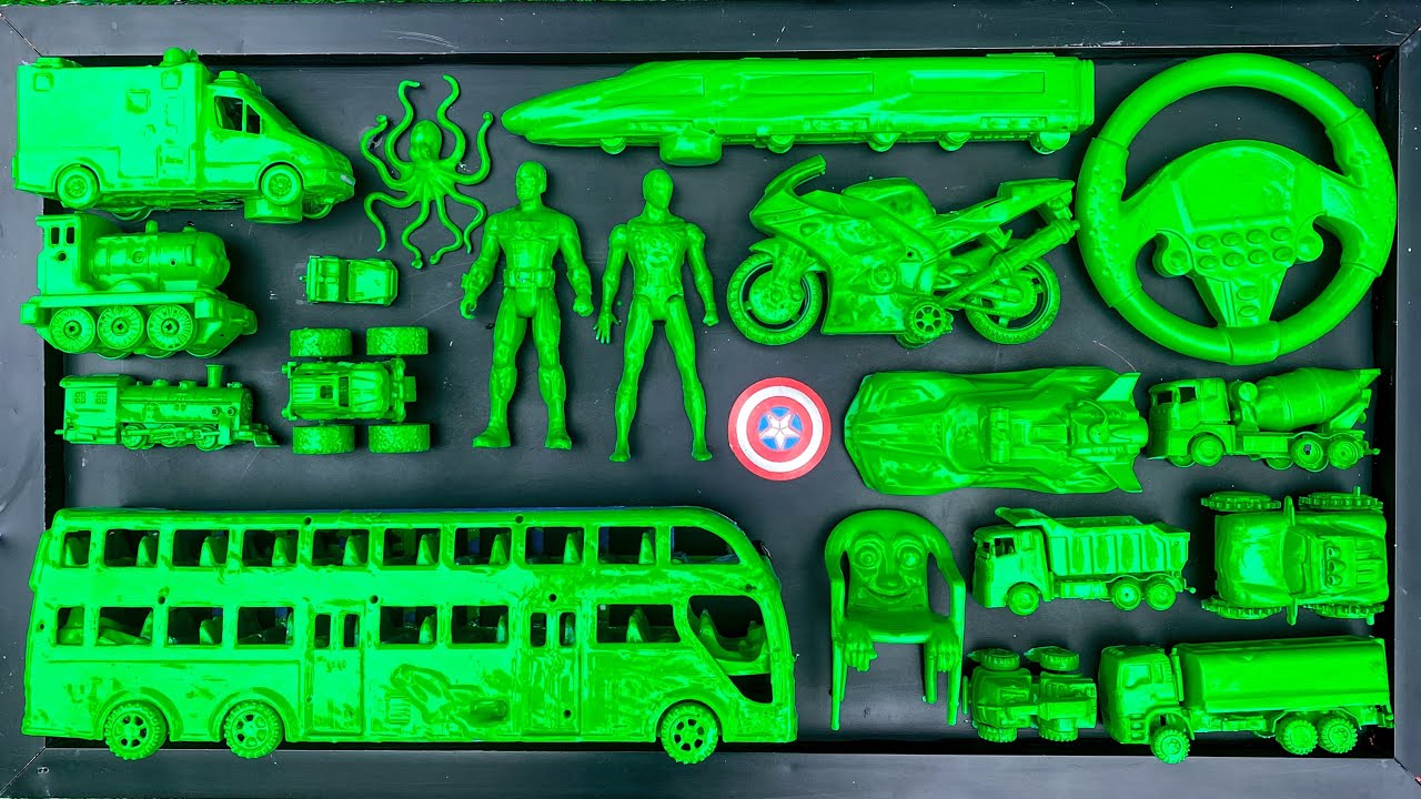 Membersihkan mobil mobilan, kereta, anomali, spiderman, mobil balap, bus sekolah, motor balap, truk