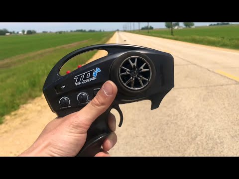 Video How FAST Is A TRAXXAS SLASH 4x4 VXL BRUSHLESS Running... - youtube