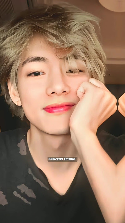 Kim Taehyung ~ Barish ke aane se edit 😍💘 {WhatsApp status} ||#bts #v #barishkeaanese #shorts