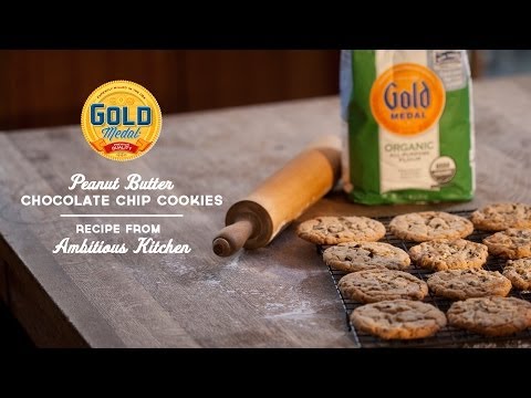 How to make Chewy Peanut Butter Chocolate Chip Cookies