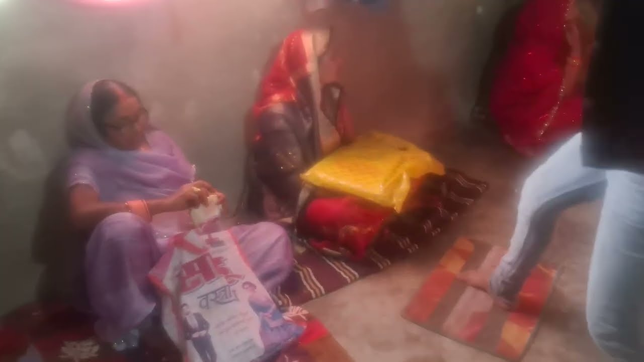 #बन्दना_दुबे #अपनी_ननद_के_सगाई_के_बाद_सबकी_विदाई_करती_हुई 