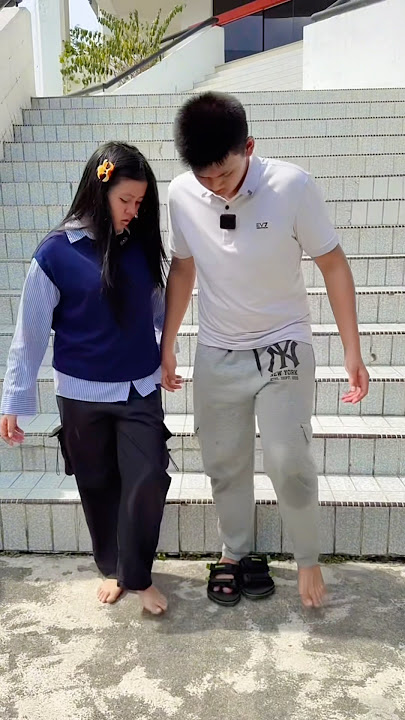 Rifkah's sandals are missing