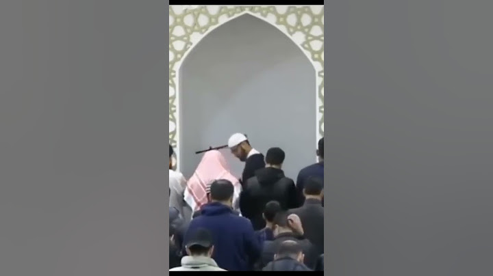 Burnu kanayan imamın abdesti bozulunca arkasında saf tutan başka bir imam devam etti #short #shorts
