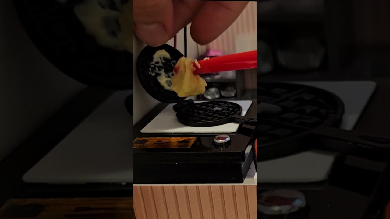 Miniature Comfort: Waffles & Hot Chocolate in 